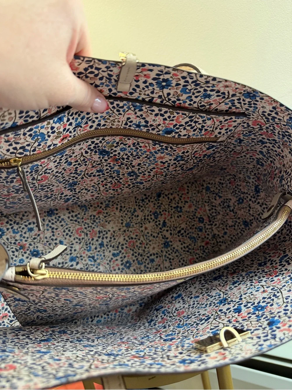 Kate Spade New York Hadley Road Dina